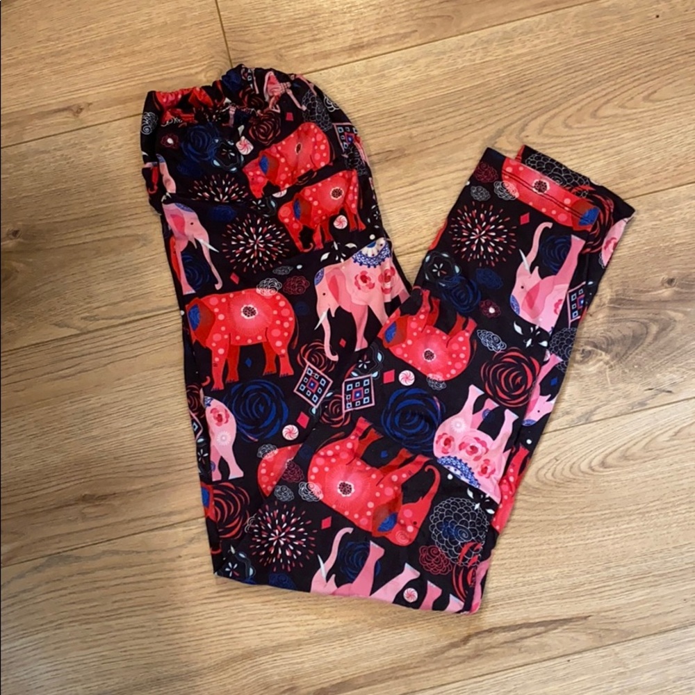 Elephant fabulegs fashion leggings! 🐘
